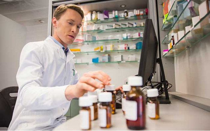 La Préparation des Doses à Administrer, une source de conflits entre pharmaciens